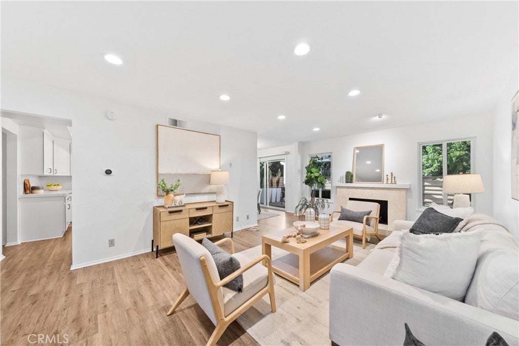 51 Ashbrook