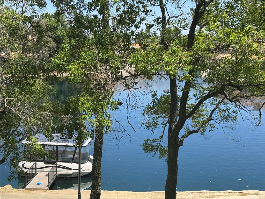 23135 Park Contessa