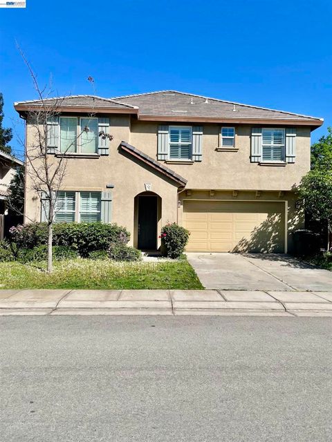 Photo of 3809 Ruffed Grouse Ln Ln, Modesto, CA 95355 (MLS # 41128664)