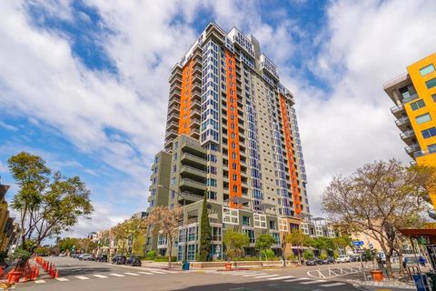 Photo of 300 W Beech St St #901, San Diego, CA 92101 (MLS # 260006189SD)