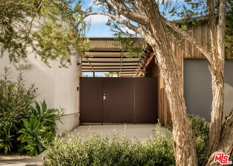 Photo of 1347 Palms Boulevard, Venice, CA 90291 (MLS # 26859023)