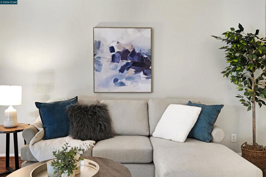 9085 Alcosta Blvd 356