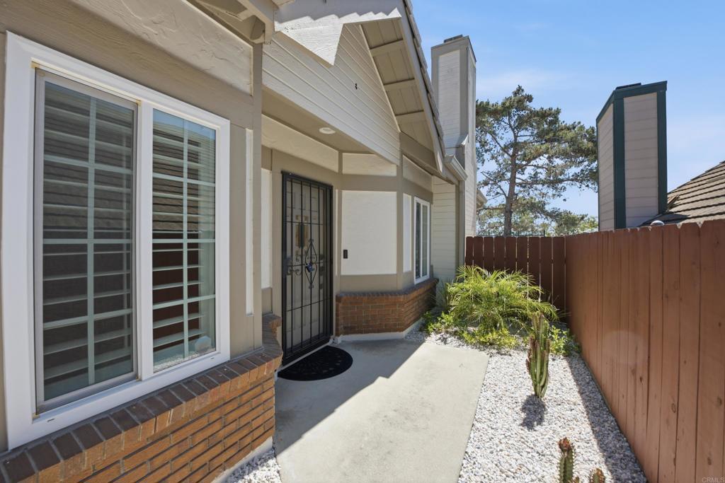 879 English Holly Lane