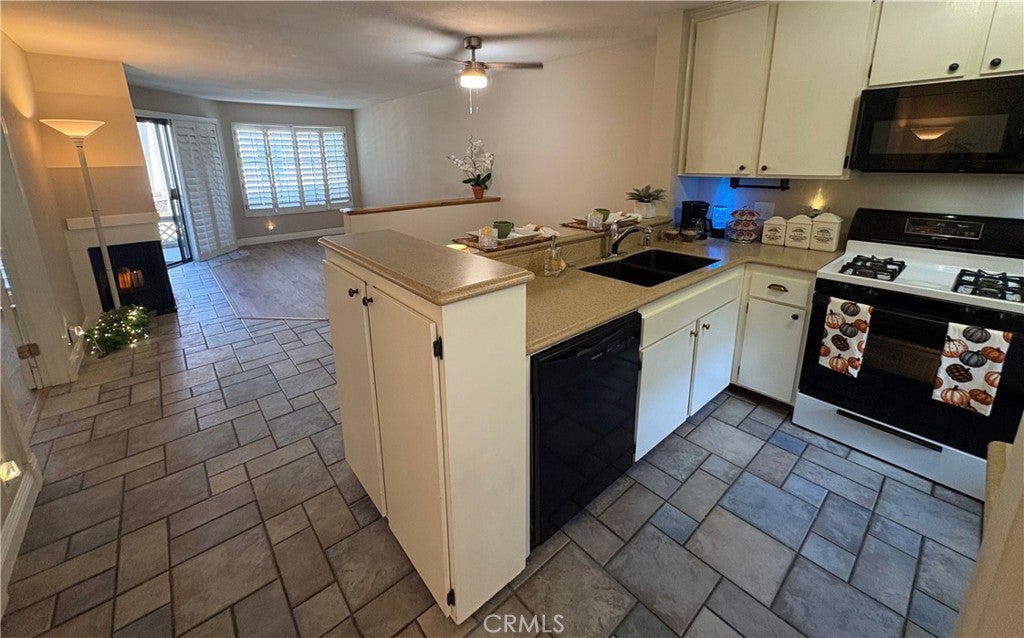700 E Lake 67