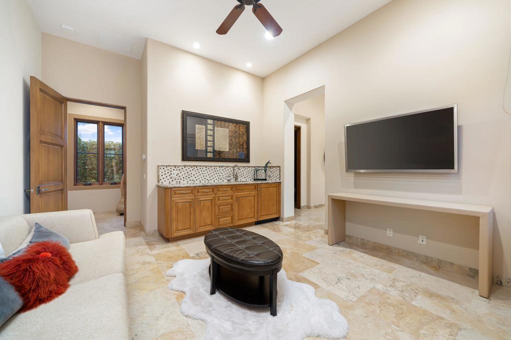 The Hideaway - Residential