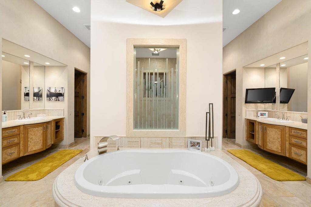 The Hideaway - Residential