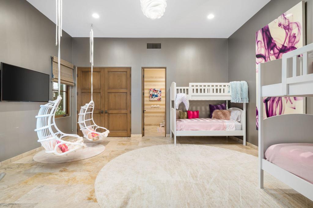 The Hideaway - Residential