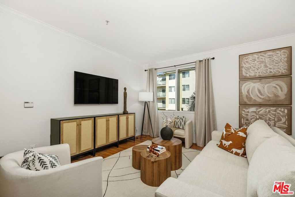 13200 Pacific Promenade 237
