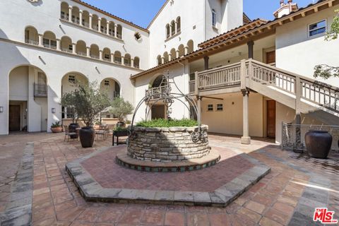 Photo of 5935 Playa Vista Drive #410, Playa Vista, CA 90094 (MLS # 26667647)