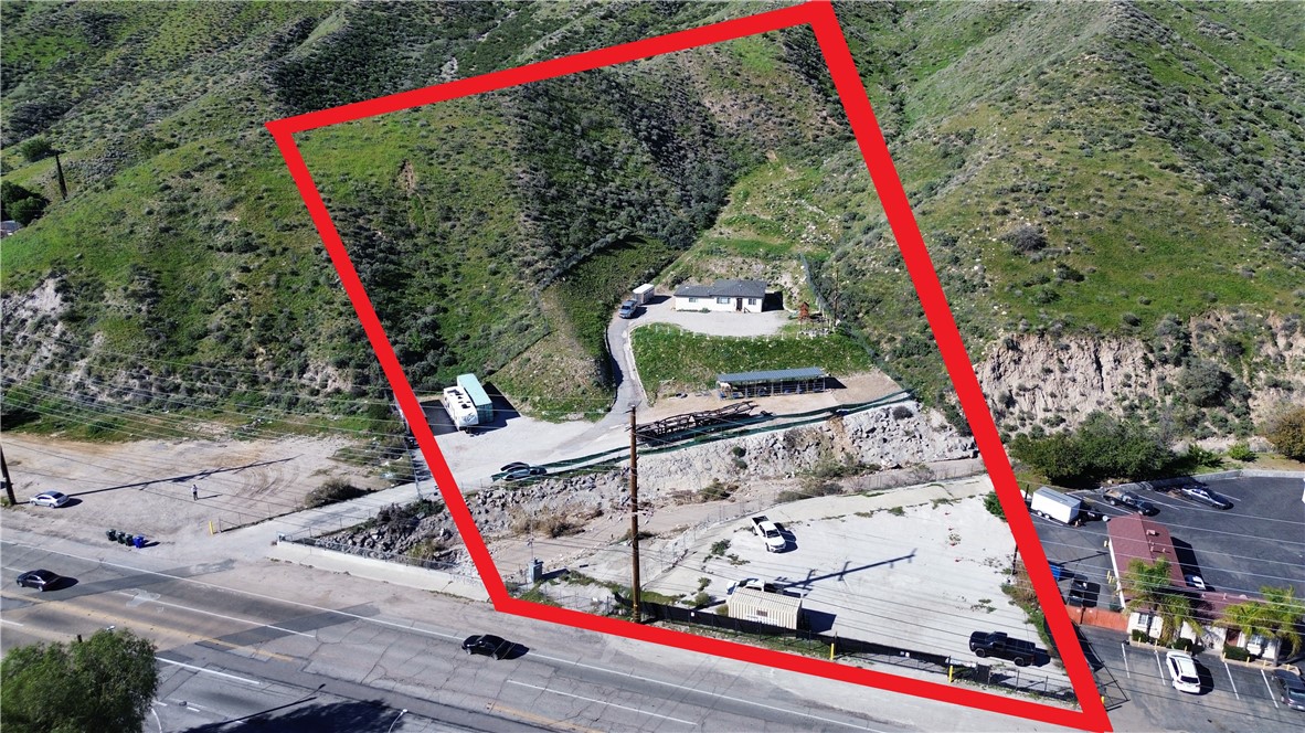 17559 Sierra Highway