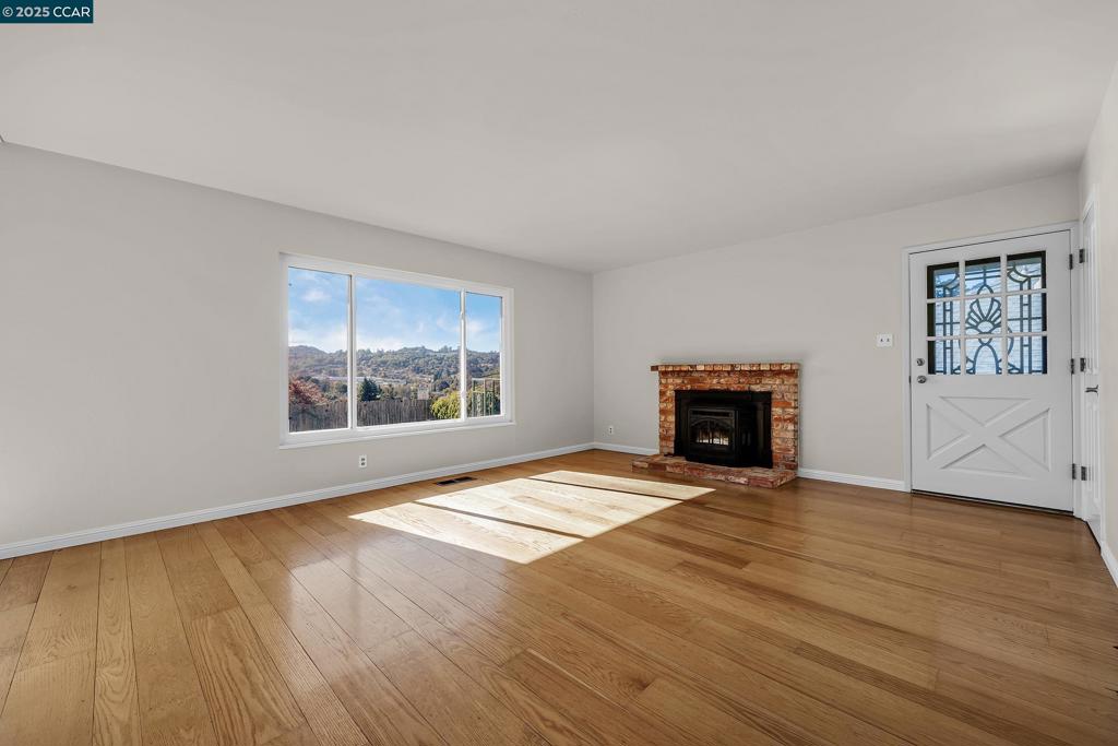 LINDA HEIGHTS - Residential