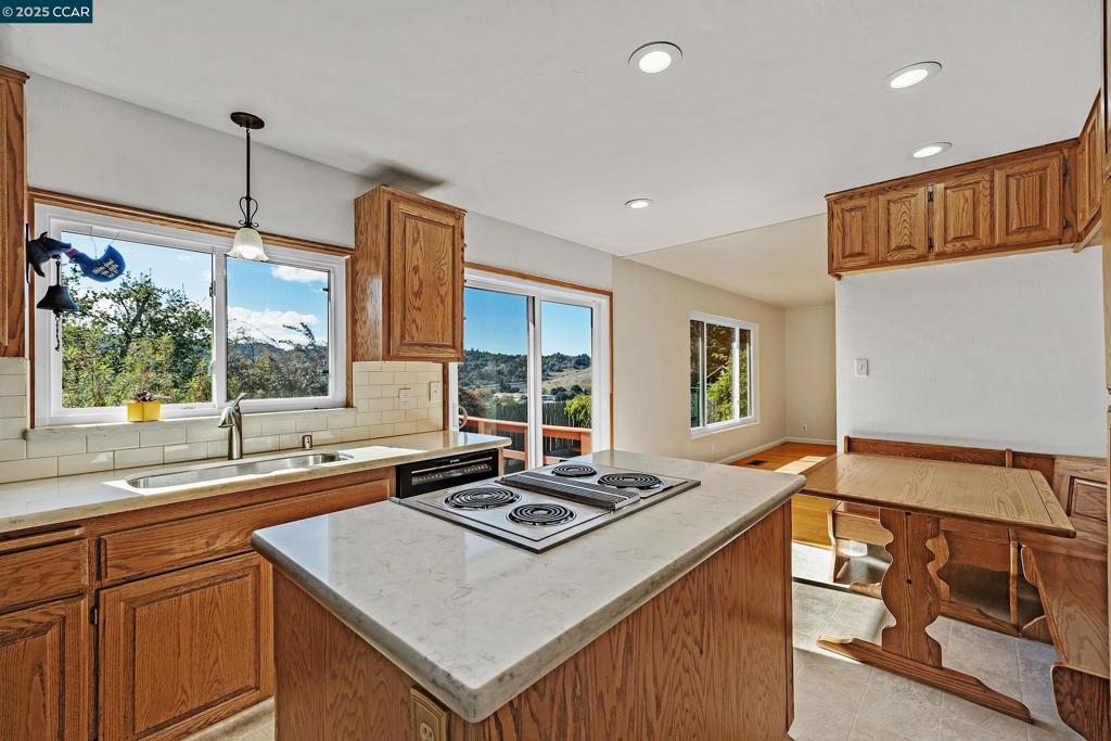 LINDA HEIGHTS - Residential