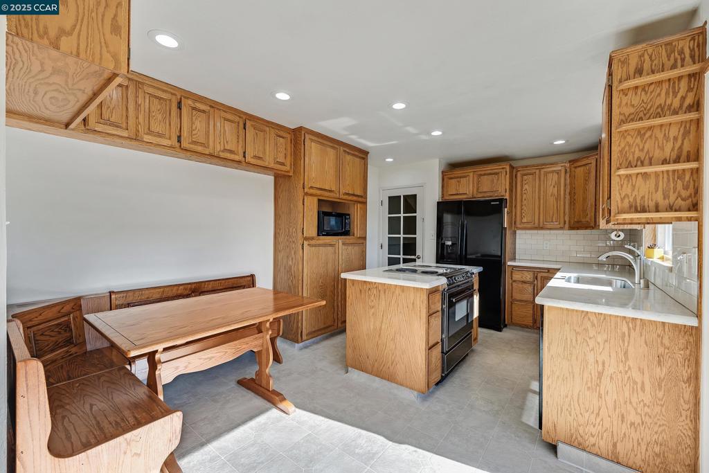 LINDA HEIGHTS - Residential