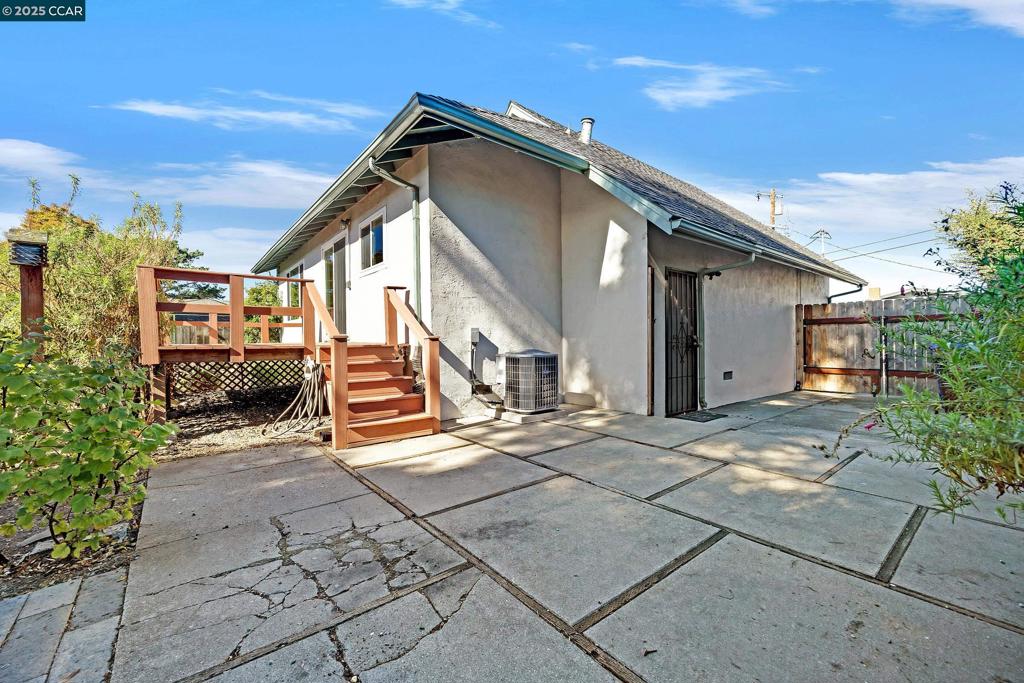 LINDA HEIGHTS - Residential