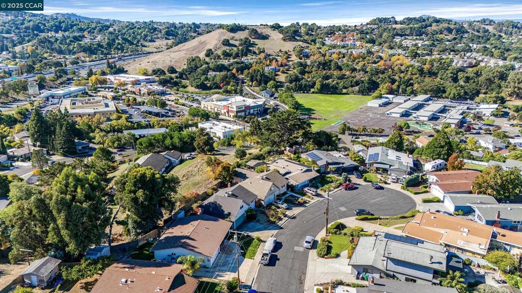 LINDA HEIGHTS - Residential