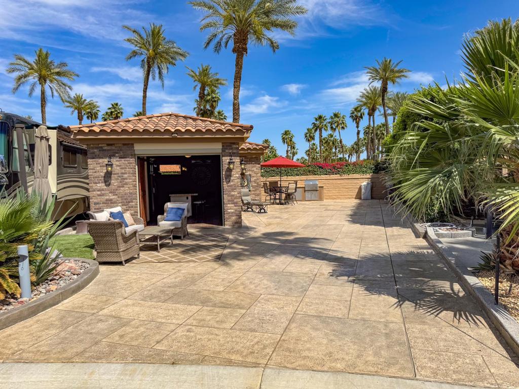 80394 Avenue 48 116