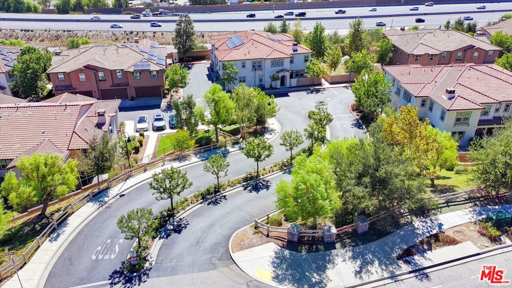 2431 Birchknoll Court 2