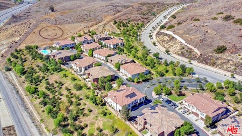 Photo of 2431 Birchknoll Court #2, Simi Valley, CA 93063 (MLS # 26995817)