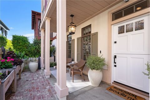 2582 Bungalow Place 70 Corona Del Mar CA 92625