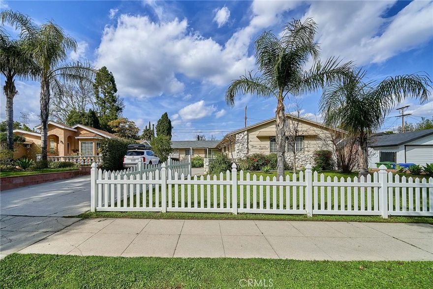 This beautifully remodeled single-family home is located in a desirable family-oriented neighborhood and features a lovely swimming pool. It belongs to the highly acclaimed Granada Hills Charter School district. The open floor plan, double-pane windows throughout, and bright atmosphere are notable features. With spacious rooms including 4 bedrooms and 2 bathrooms, a large living area, and a cozy dining space, it offers comfortable living. There's an attached garage but no direct access, a driveway, and a backyard with beautiful fruit trees and a swimming pool, providing a peaceful yet dynamic ambiance. Conveniently situated close to freeways, churches, stores, schools, shopping centers, and restaurants.