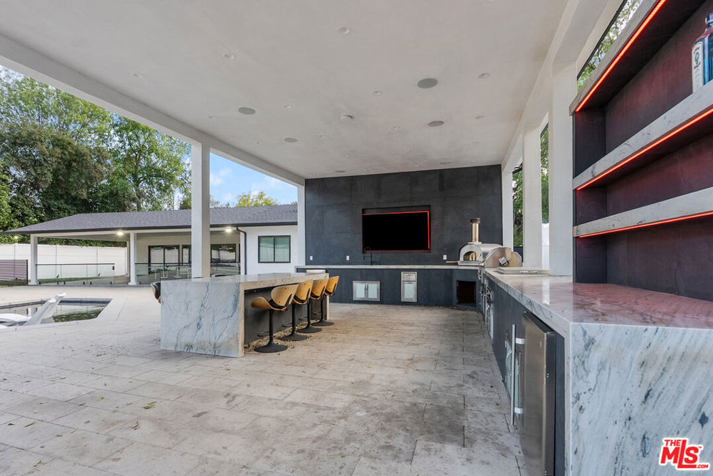 17211 Parthenia Street