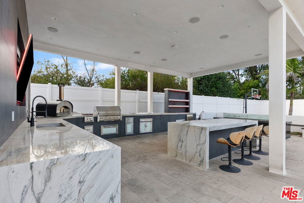 17211 Parthenia Street