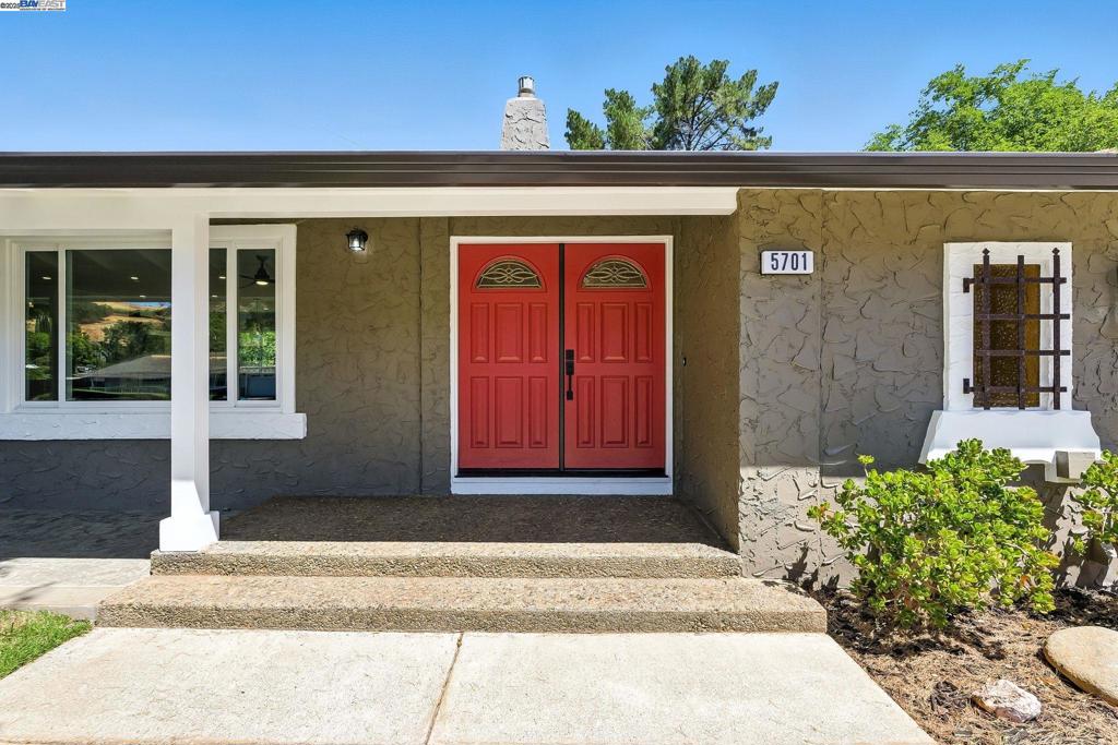 5701 Lewis Way