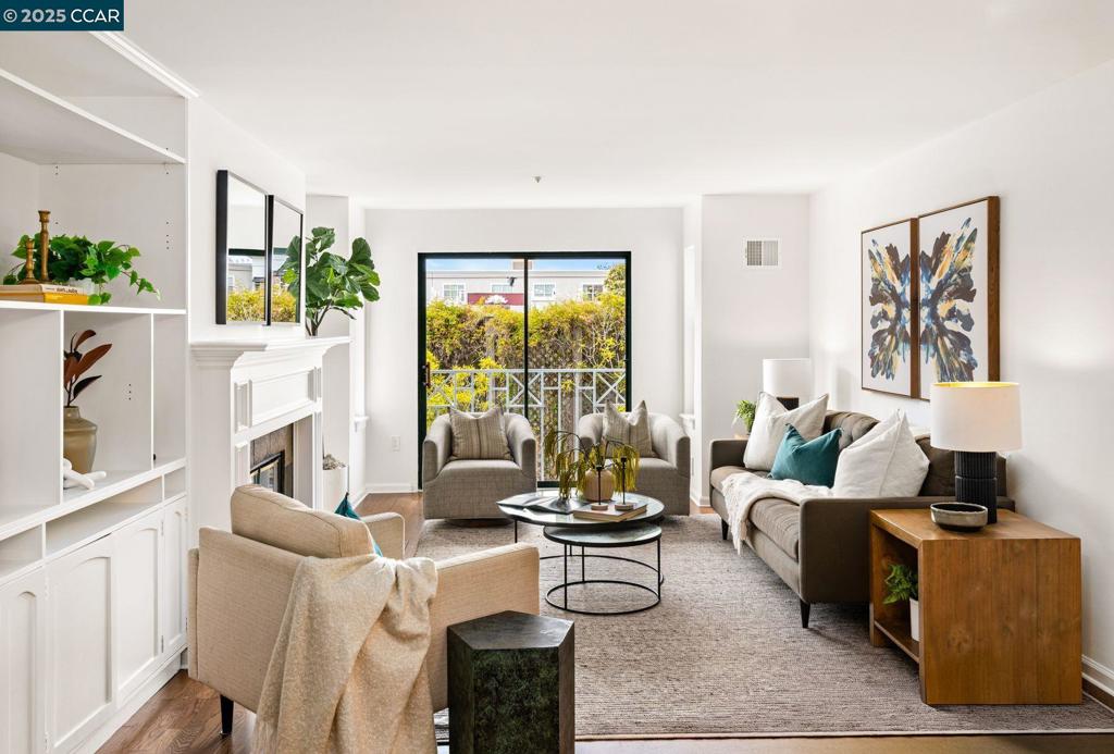 Properties 4 650 Chestnut Street 205