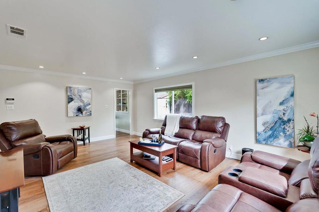 3139 Arroba Way