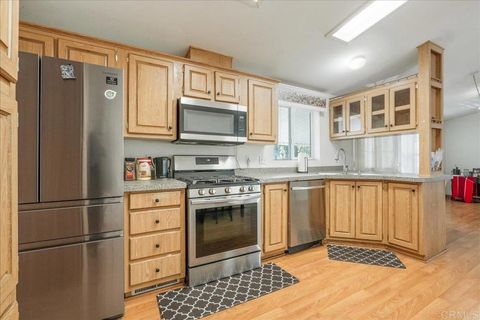 13941 Wisteria Ave Poway CA 92064