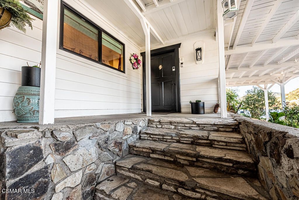 Photo of 160 Lower Lake Road, Westlake Village, CA 91361 (MLS # 226001221)