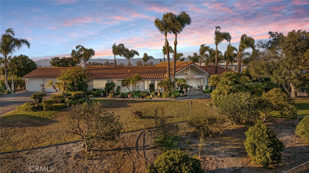 17850 Vista Del Lago