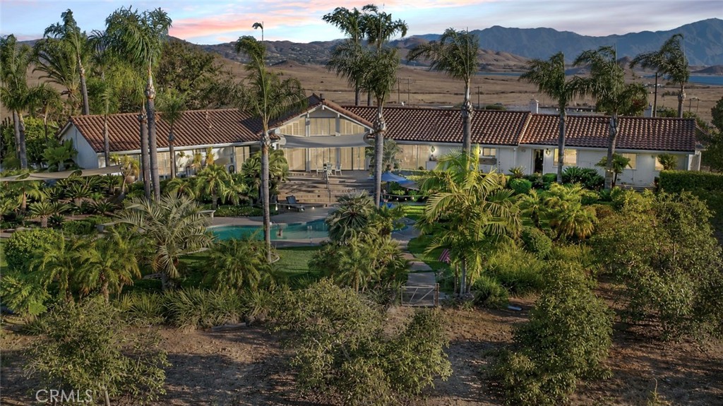 17850 Vista Del Lago