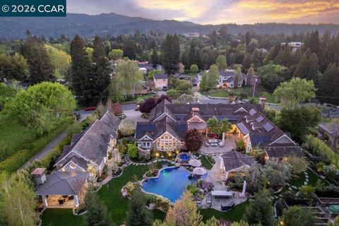 Photo of 208 Erselia Trl Trl, Alamo, CA 94507 (MLS # 41129283)