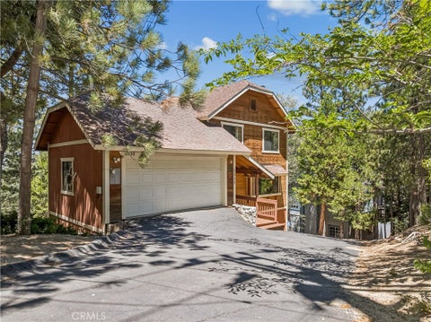 Photo of 1255 Aleutian DR, Lake Arrowhead, CA 92352 (MLS # IV26154443)