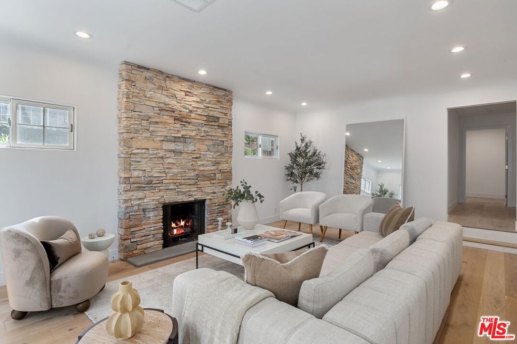 Properties 4 10436 Cheviot Drive