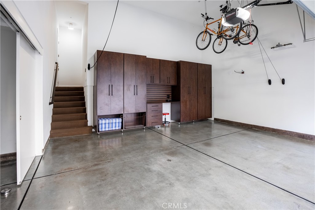Vantis - Residential Lease