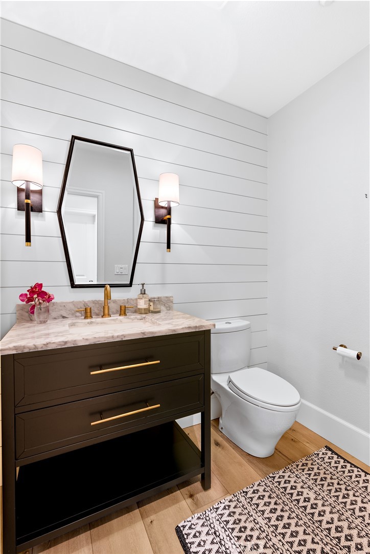 Vantis - Residential Lease