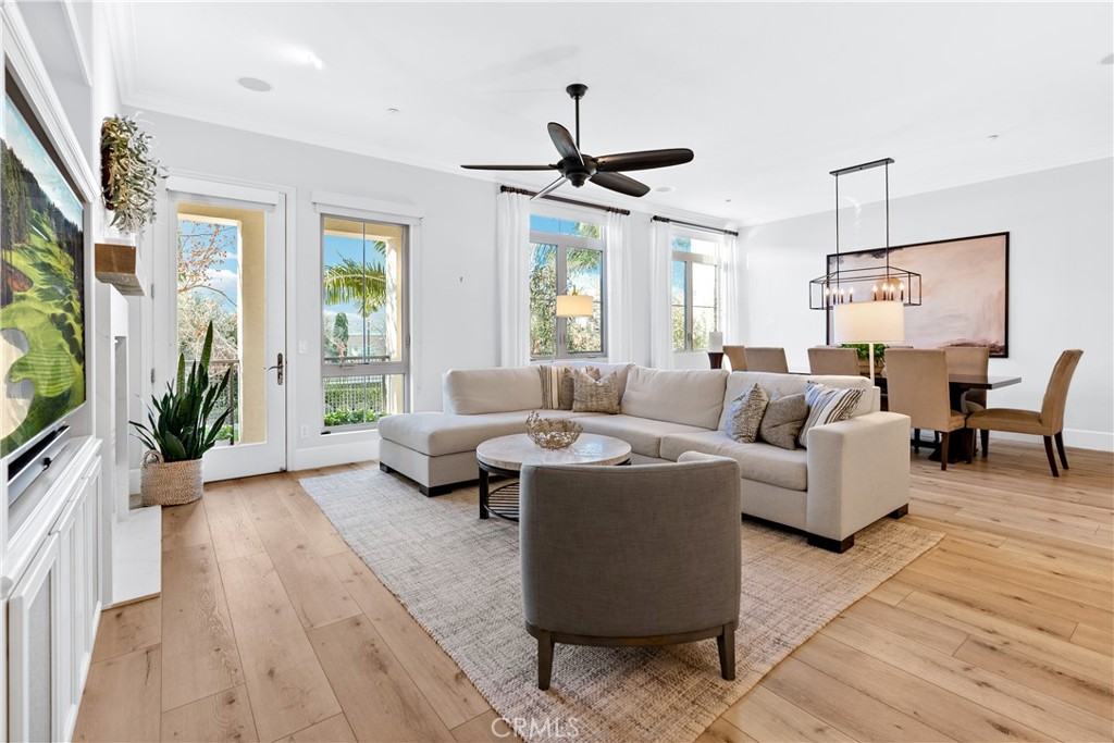 Vantis - Residential Lease