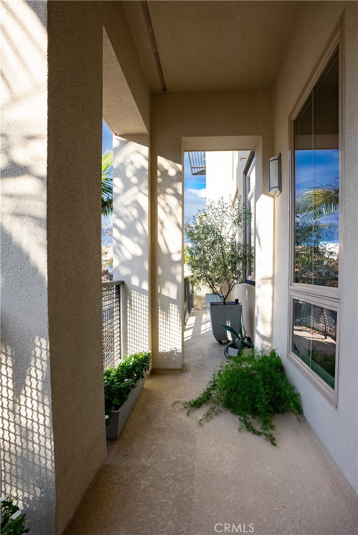Vantis - Residential Lease