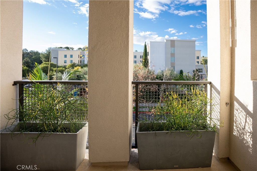 Vantis - Residential Lease