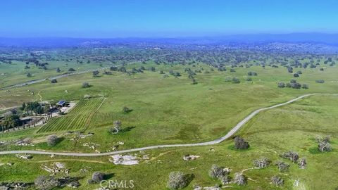 Photo of 0 103.8 AC Highway 41, Madera, CA 93636 (MLS # FR26022417)