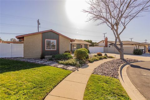 Tiny photo for 1682 Darnell Court, Camarillo, CA 93010 (MLS # SR26031001)