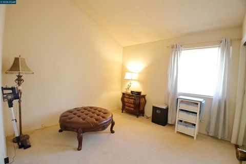 Tiny photo for 3901 3901 Clayton Rd Rd #25, Concord, CA 94521 (MLS # 41124770)