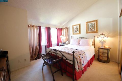 Tiny photo for 3901 3901 Clayton Rd Rd #25, Concord, CA 94521 (MLS # 41124770)