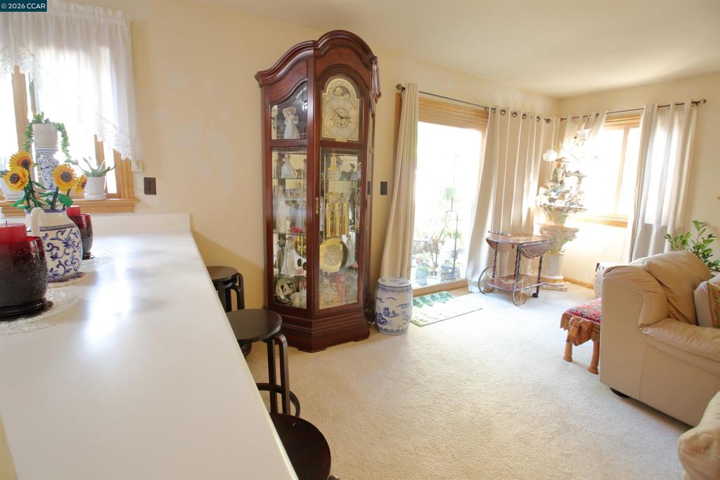 3901 Clayton Rd 25