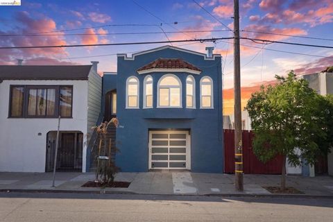 Photo of 1118 Newhall St St, San Francisco, CA 94124 (MLS # 41132684)