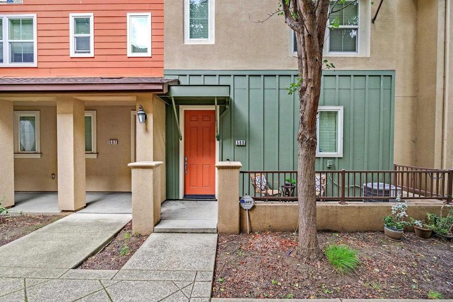Beautifully updated 2-bedroom, 2.5-bathroom condo in the heart of the East Bay, just minutes from the San Mateo-Hayward Bridge for effortless commuting. This spacious tri-level home features an open-concept main floor with an upgraded kitchen, large center island, granite countertops, stainless steel appliances, and custom cabinetry—perfect for modern living and entertaining. Upstairs, you'll find two private bedroom suites, each with its own full bath, offering comfort and flexibility for guests, roommates, or work-from-home needs. Additional highlights include 9' ceilings throughout, dual-zone heating and A/C, a charming front patio, and an attached 2-car garage for added convenience. Built in 2012 and nestled in a quiet alley of a well-maintained, sought-after community, this home offers the ideal blend of privacy and accessibility. Enjoy being just moments from BART, Amtrak, Highways 880/580/238, shopping, dining, parks, downtown Hayward, the DMV, Post Office, and Alameda County offices. A rare opportunity to own a stylish, low-maintenance home in a prime location—don’t miss out!