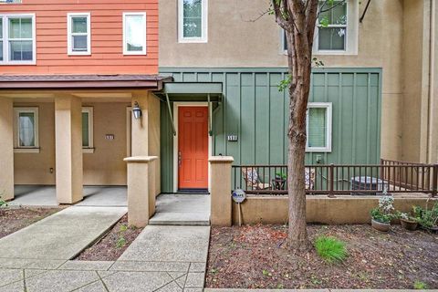 Photo of 589 Staley Ave Ave, Hayward, CA 94541 (MLS # 41115104)