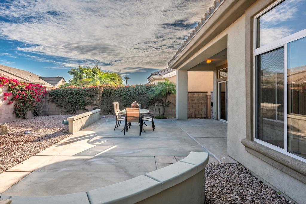 78668 Kentia Palm Drive